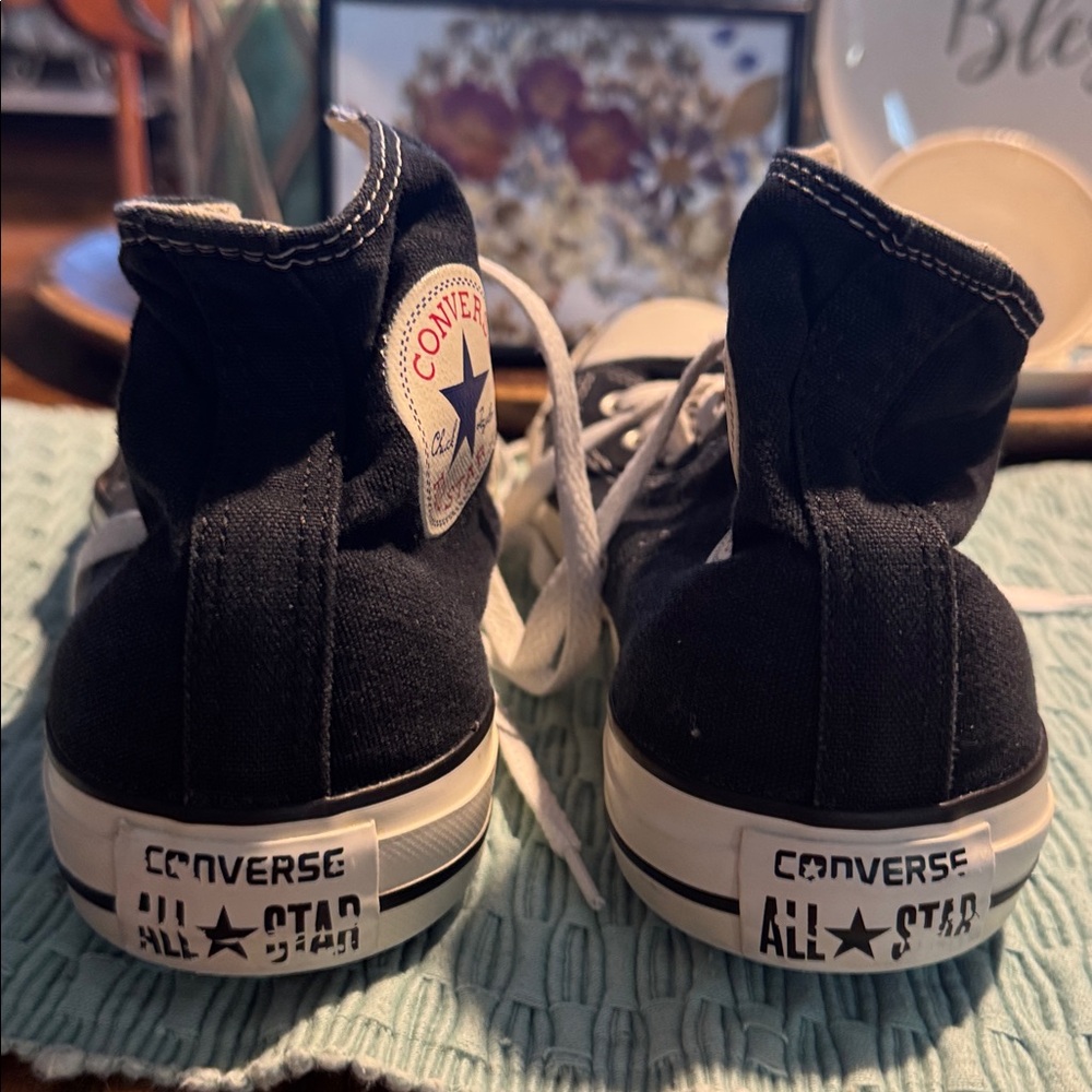 Converse | Chuck Taylor All-Stars Black Canvas High Top Sneakers M8/W10 - Picture 3 of 6